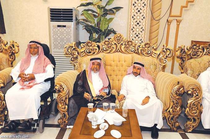 عبدالله التويجري وناصر المجحد وخال العروس محمد الفارس﻿