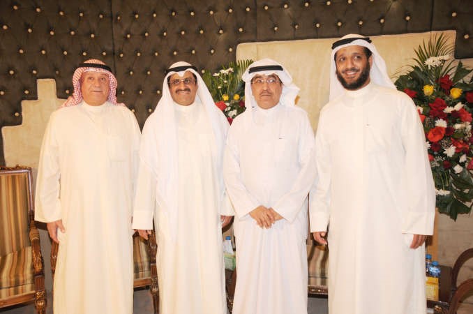 نائب رئيس التحرير الزميل عدنان الراشد ومحمد الاحمد ومحمد العبدالجليل يهنئان 