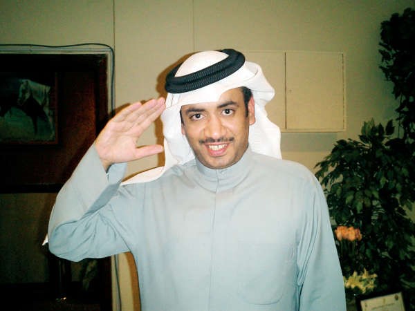   أحمد العونان: قبل الإفطار مشي وبعده دواوين وبروفات