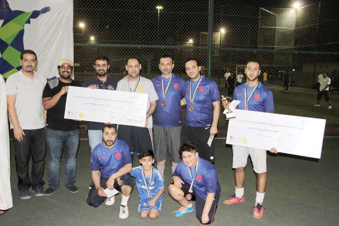 صاحب المركز الثالث﻿