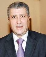 محمد عبدالحميد بيضون 