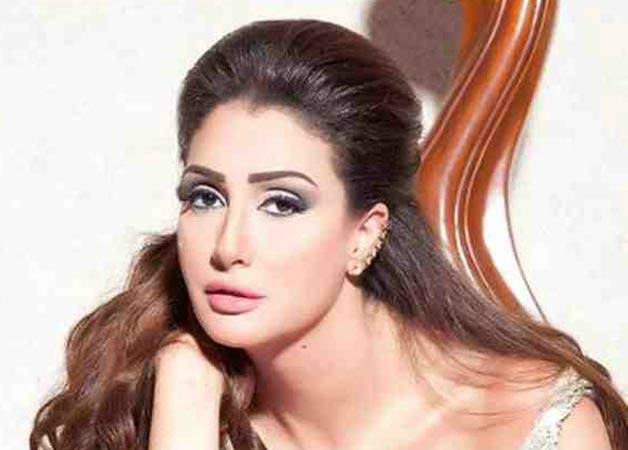 بالصور.. غادة عبد الرازق في فستان زفاف كيت ميدلتون