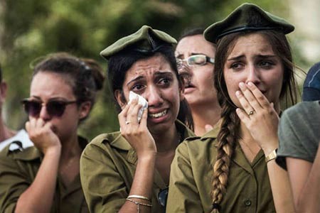 بالصور.. فجَعَلَهُمْ كَعَصْفٍ مَأْكُولٍ.. مقاومة غزة تصفع إسرائيل بالحسرة على قتلاها 