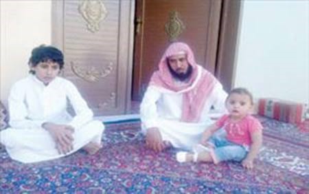 خادمة أثيوبية تكتم أنفاس طفل في السعودية بـ "سجادة الصلاة" !