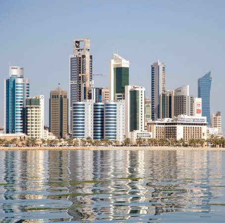 معظم الاصول العقارية عالية الجودة مطلة على البحر
