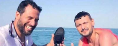 بالفيديو.. ماجد المصري ينزع ملابس "رامز قرش البحر" !