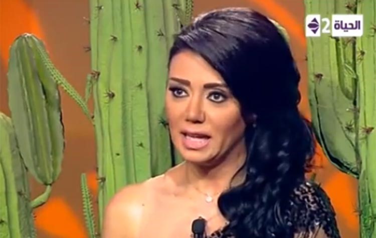 بالفيديو.. رانيا يوسف لنيشان: زوجي حذرني منك بسبب فستاني القصير.. وغادة عبد الرازق طعنتني في ظهري
