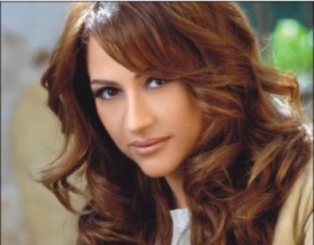 بالفيديو.. جوليا بطرس تبث اغنية لدعم المقاومة في غزة