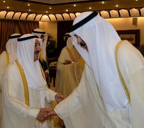 الشيخ محمد الخالد يقدم التهاني لسمو الامير﻿