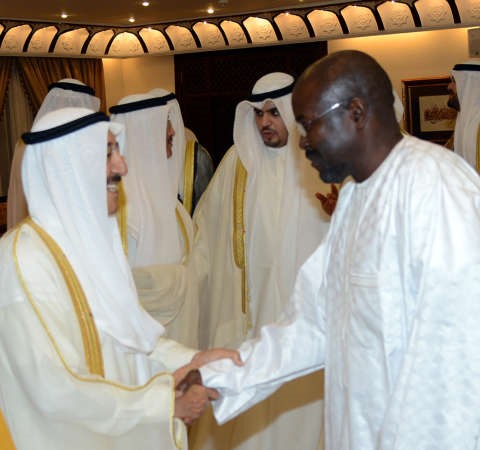 والسفير السنغالي يقدم التهاني ﻿