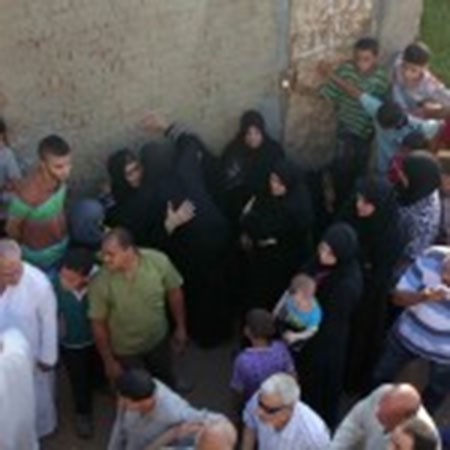 بالفيديو والصور.. تشييع جثمان "سعيد صالح" بحضور الألاف وغياب تام للمشاهير