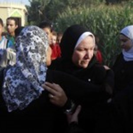بالفيديو والصور.. تشييع جثمان "سعيد صالح" بحضور الألاف وغياب تام للمشاهير