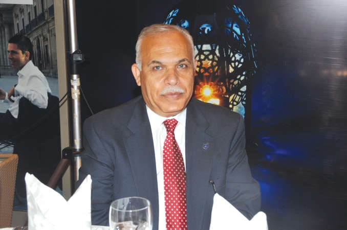 رئيس جامعة عمان الاهلية
د صادق حامد 