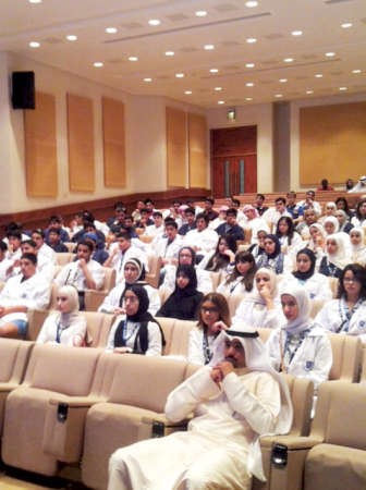 بعض الطلبة خلال احدى المحاضرات