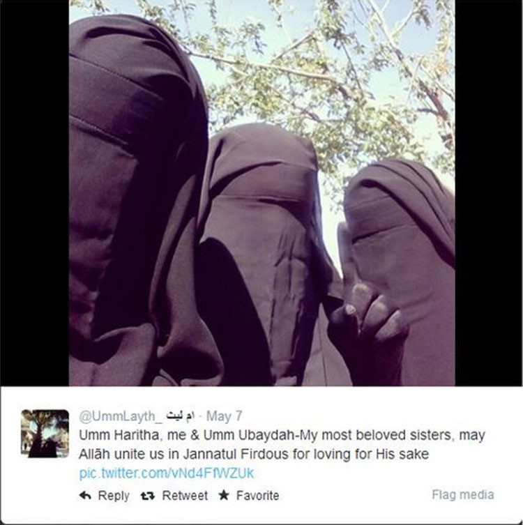 بالصور.. تغريدات الداعشيات لاستدراج نساء العالم "للهجرة".. وهروب بريطانيتان في الـ16 من العمر للانضمام الى "داعش"