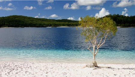 Lake McKenzie