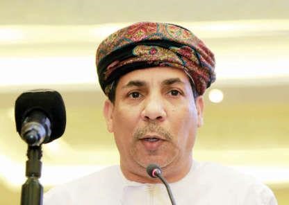 رئيس جمعية الصحافيين العمانيين عوض باقوير متحدثا﻿
