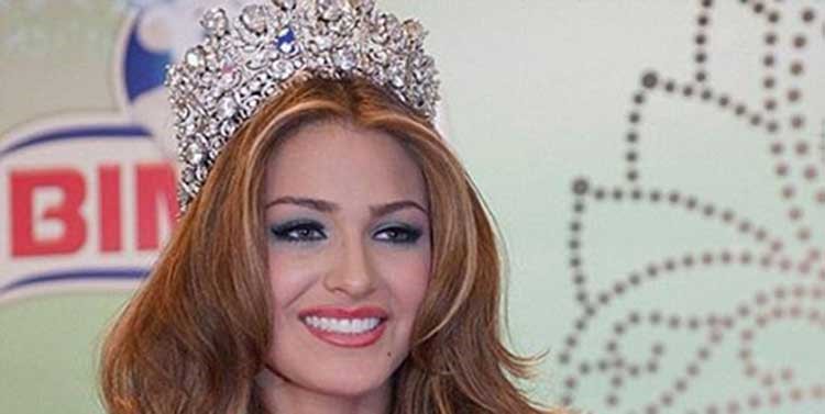 بالصور ..  عارضة أزياء فنزويلية تخيط لسانها للحفاظ على رشاقتها
