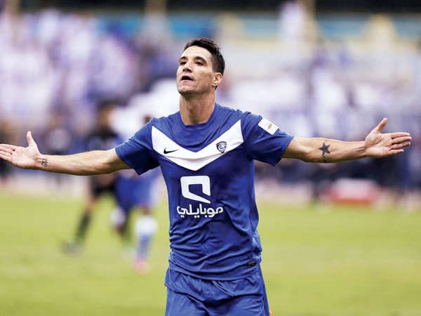تياغو نيفيز قوة هجومية ضاربة في تشكيلة الهلال