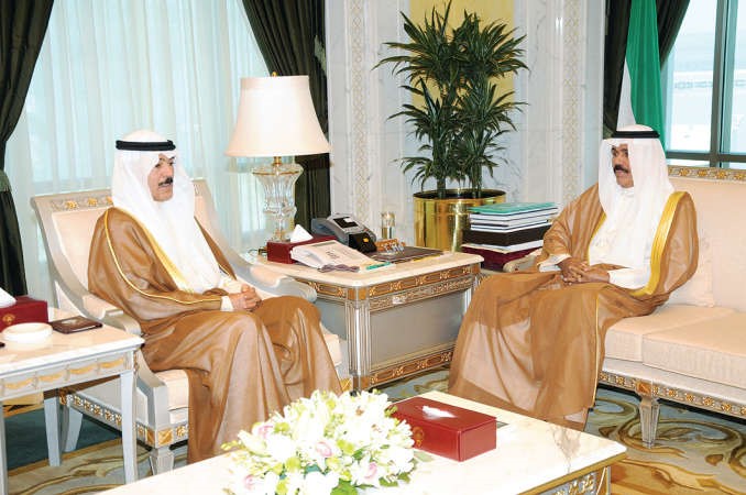 سمو نائب الامير وولي العهد الشيخ نواف الاحمد مستقبلا الشيخ محمد الخالد ﻿