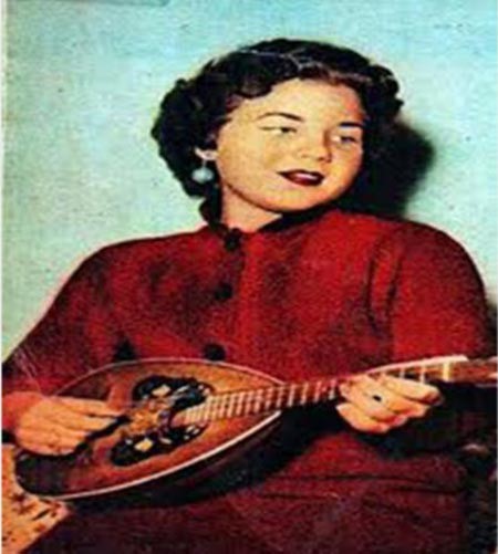 صور نادرة لشقيقة زبيدة ثروت التوأم التي رفضت الظهور معها في فيلم واحد