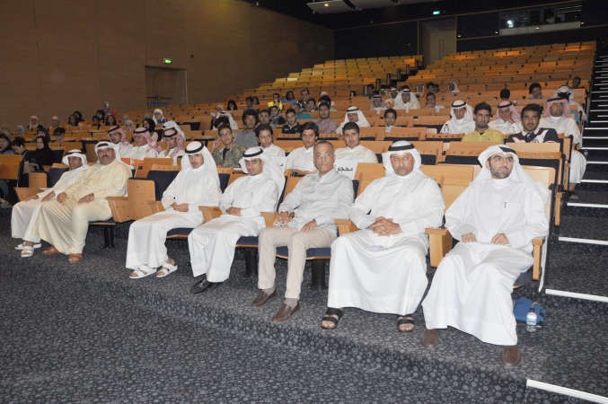 خالد الخبيزي وصلاح الجيماز في مقدمة الحضور احمد علي