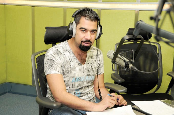 مقدم البرنامج احمد الموسوي	فريال حماد﻿