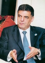عاطف مجدلاني﻿