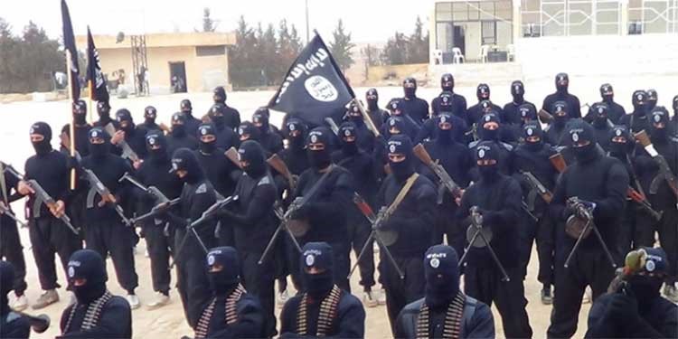 داعش يعدم 700 شخص من عشيرة الشعيطات في دير الزور.. و«الائتلاف» المعارض يدعو واشنطن إلى التدخل العسكري على غرار العراق