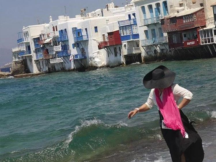 بالصور.. أحلام بين إيطاليا واليونان