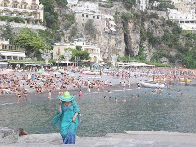 بالصور.. أحلام بين إيطاليا واليونان