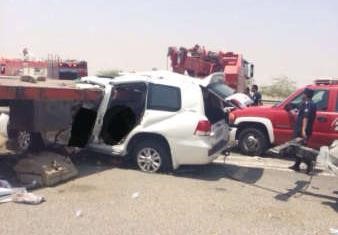 مركبة المواطن وقد تهشمت بفعل قوة الاصطدام﻿