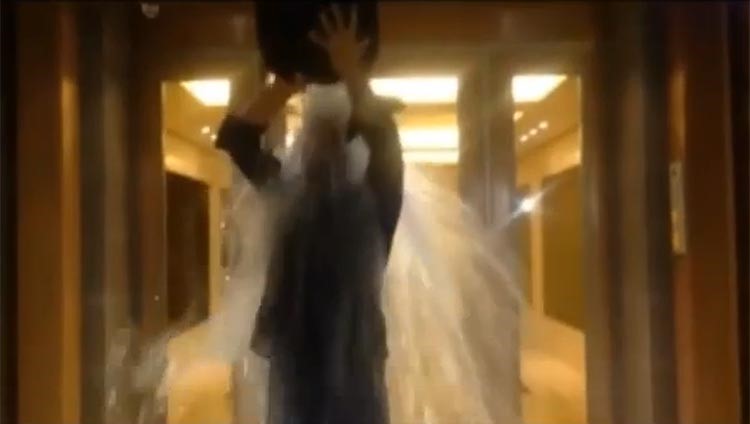 بالفيديو.. نجوم العرب يدخلون "تحدي دلو الثلج " على خطى مشاهير العالم