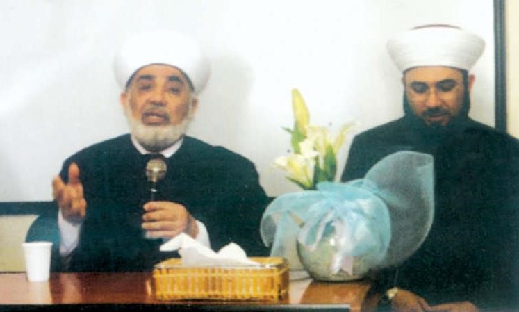الشيخ محمد الجوزو مع والده سماحة مفتي جبل لبنان محمد علي الجوزو
﻿