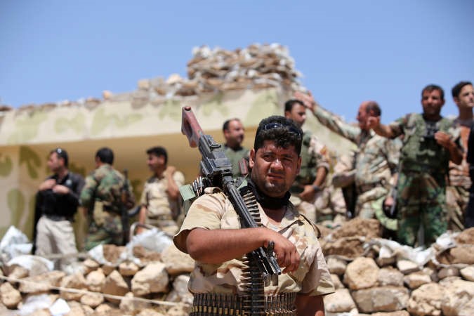 صورة ارشيفية لمقاتلين اكراد في الموصل افپ