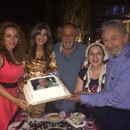 بالصور.. نجوم الفن يحتفلون بعودة نور الشريف إلى السينما