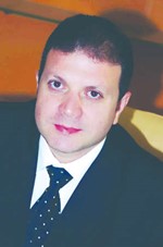 ايهاب زكري ﻿