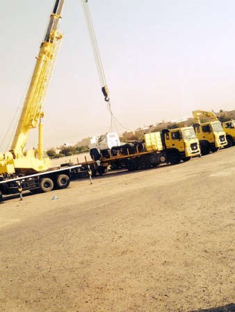 جانب من اليات البلدية خلال الحملة