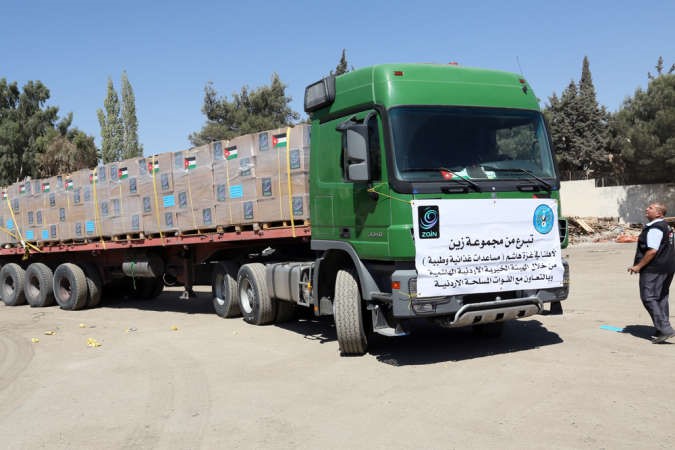 قافلة زين محملة بالمساعدات الى غزة﻿