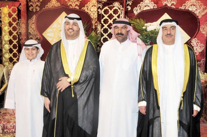 مبارك عبدالله ونجله فهد يهنئان﻿