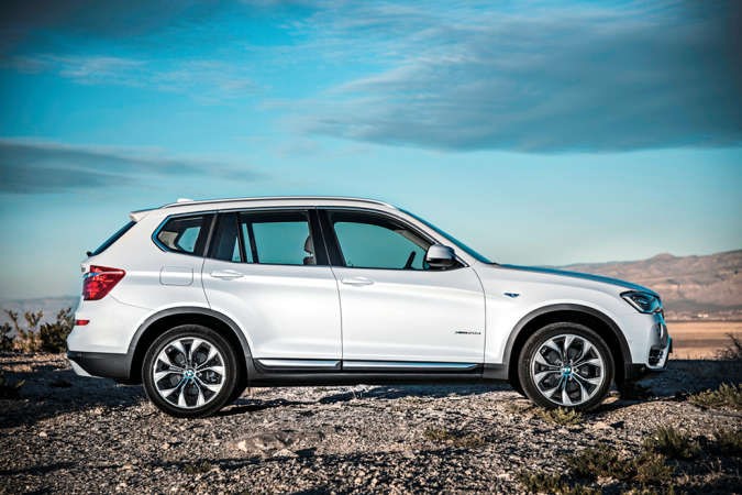 وصول الجيل الثالث من سيارة النشاطات الرياضية BMW X3 إلى الكويت