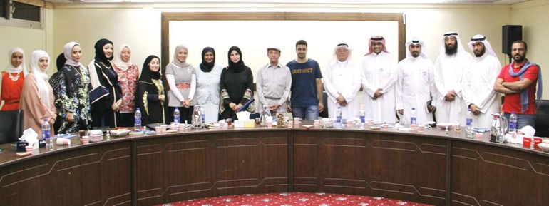 سعدية مفرح متوسطة مجموعة من المهندسين والمهندسات