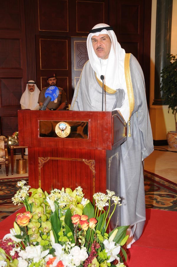 الشيخ سلمان الحمود ملقيا كلمته