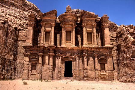 بالصور.. شاهد أفضل خمس مدن سياحية قبل التاريخ