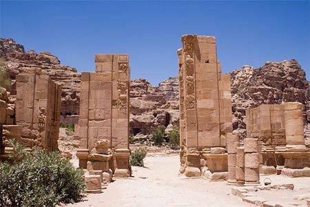 المدينة الورديةالبتراءعاصمة الانباط