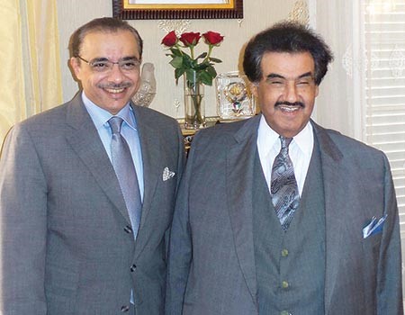 سمو الشيخ ناصر المحمد والسفير بدر التنيب