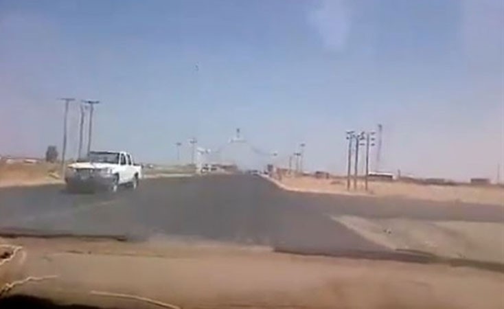  بالفيديو.. إنقلاب سيارة بسبب أغاني حماسية لأصدقاء السائق 