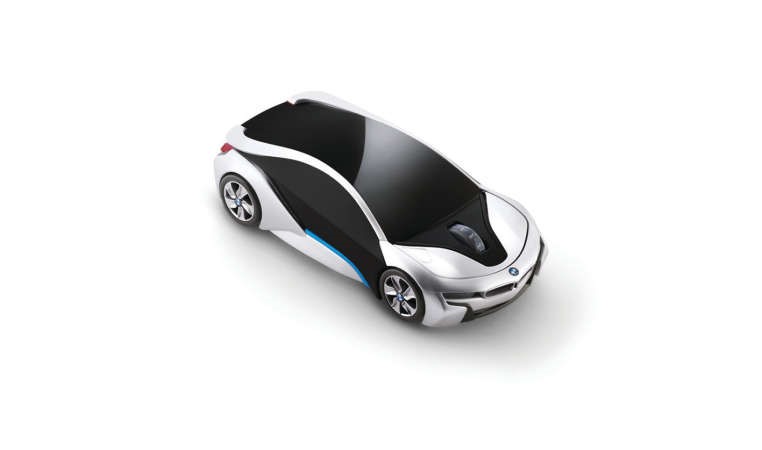 «الغانم» تقدم عروضاً خاصة على المنتجات الفاخرة من BMW وMINI
