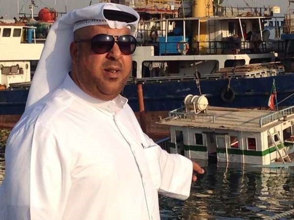 المراقب خالد الفيلكاوي يشير لموقع الحادث﻿