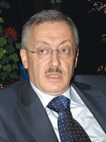 احمد فتفت﻿